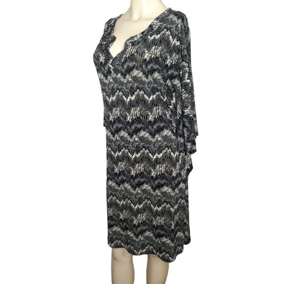 Kokoon Vintage black gray white zig zag print wing sleeve Shift dress size M - Picture 4 of 12